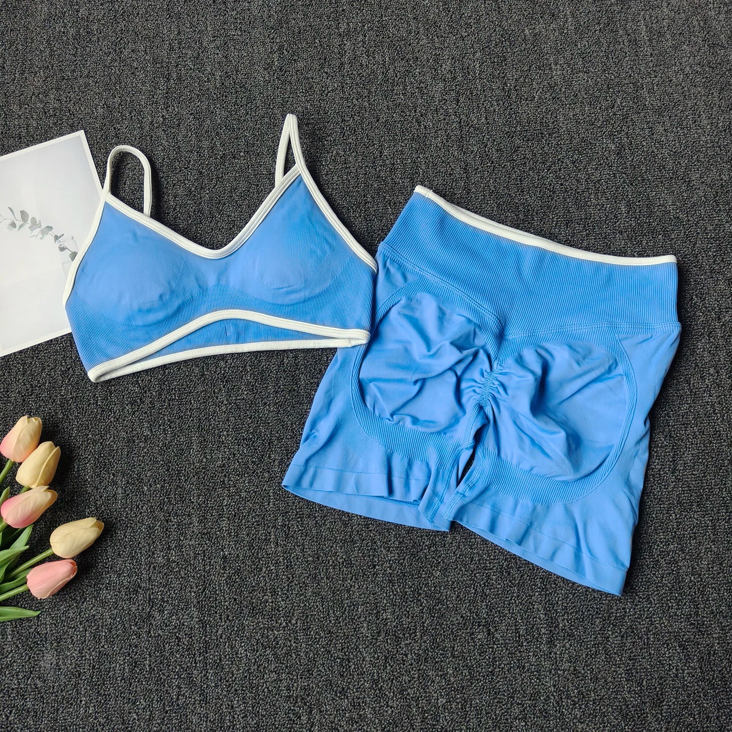 Seamless Yoga Bra & Shorts Set — Polyester