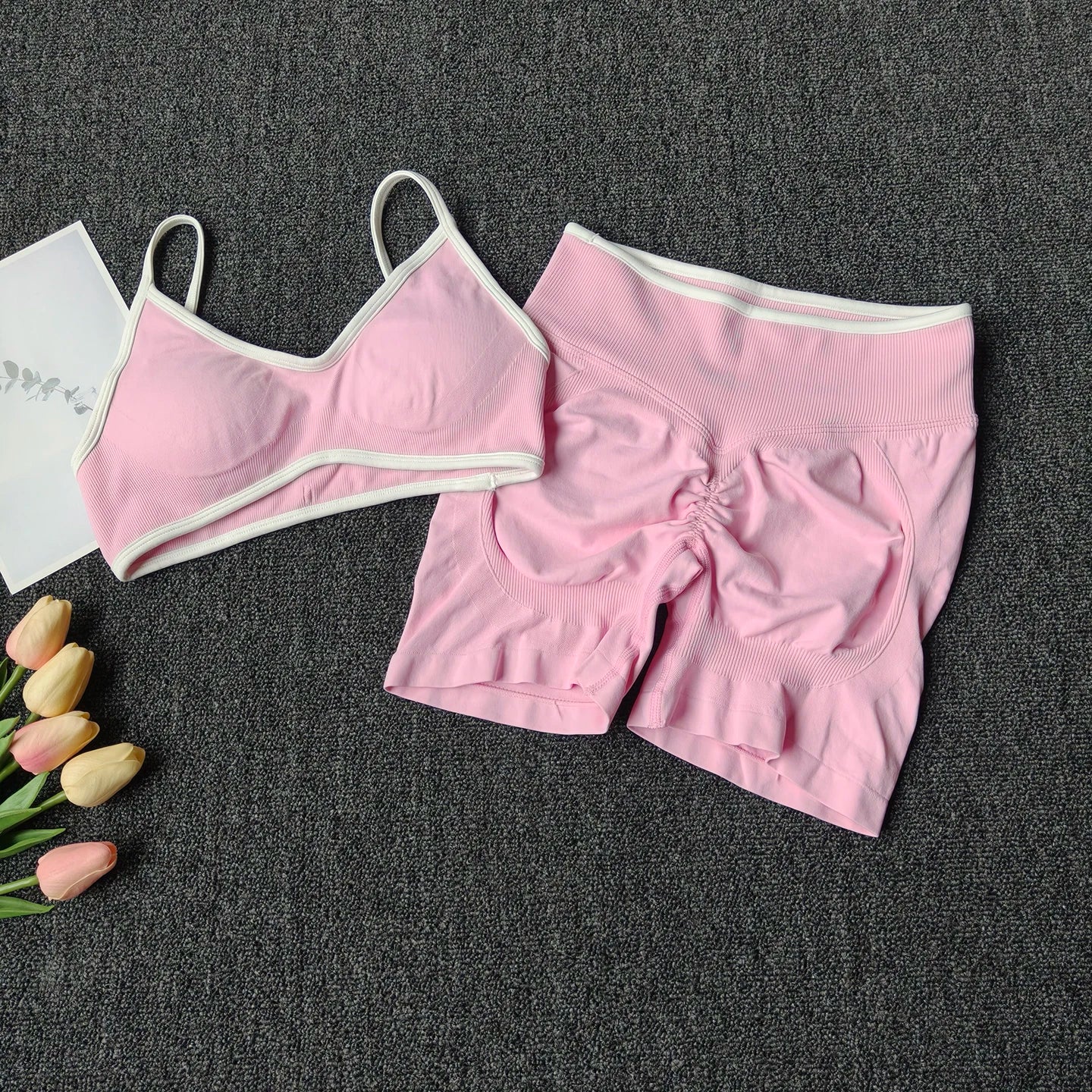 Seamless Yoga Bra & Shorts Set — Polyester