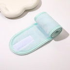 Face wash headband, light mint with white label strip