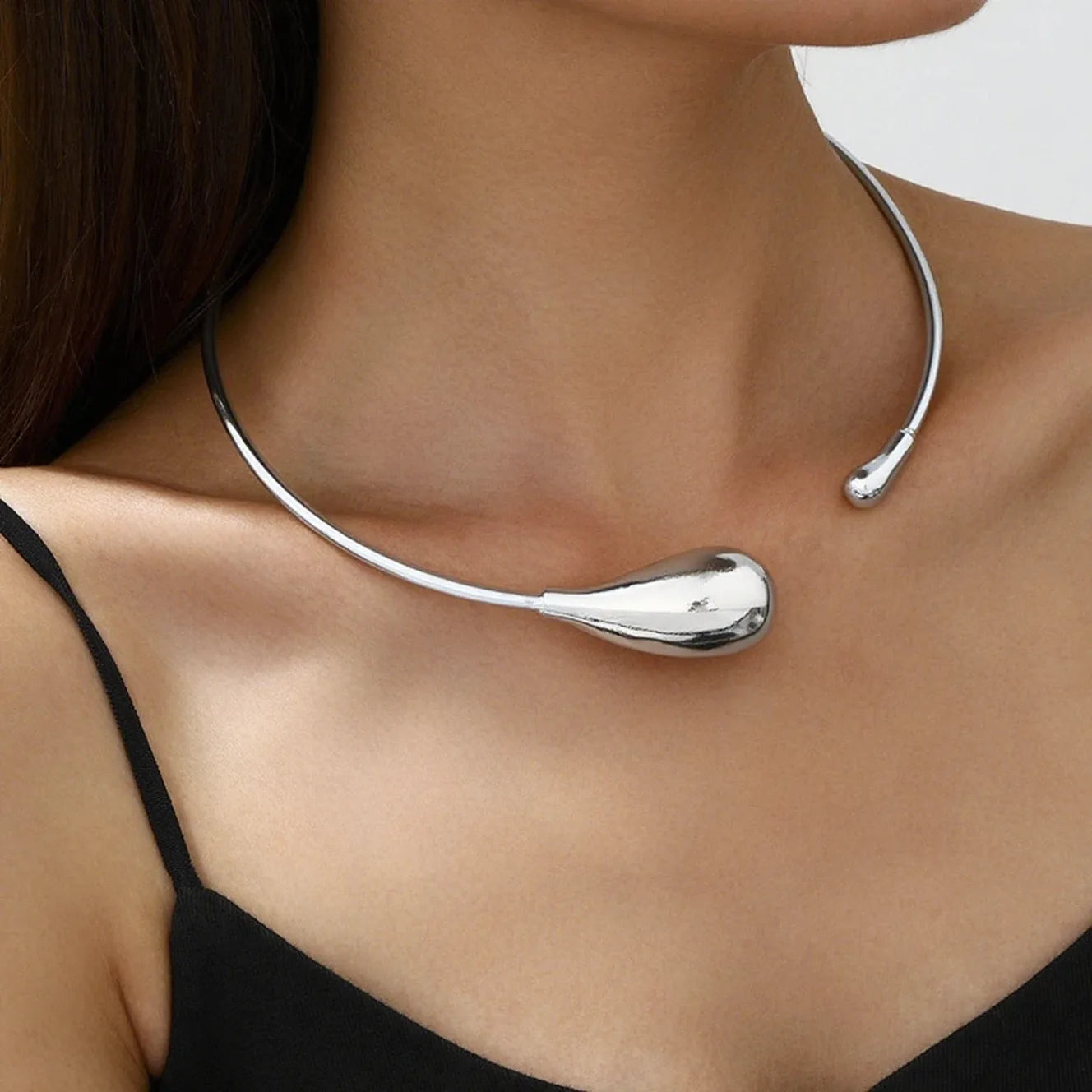 Parure Collier et Boucles d'Oreilles Cœur Doré