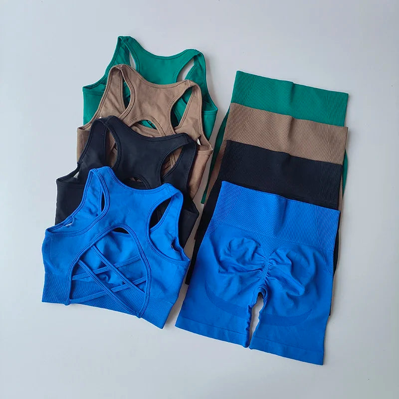 2-Piece Seamless Yoga Set — Nylon & Elastane
