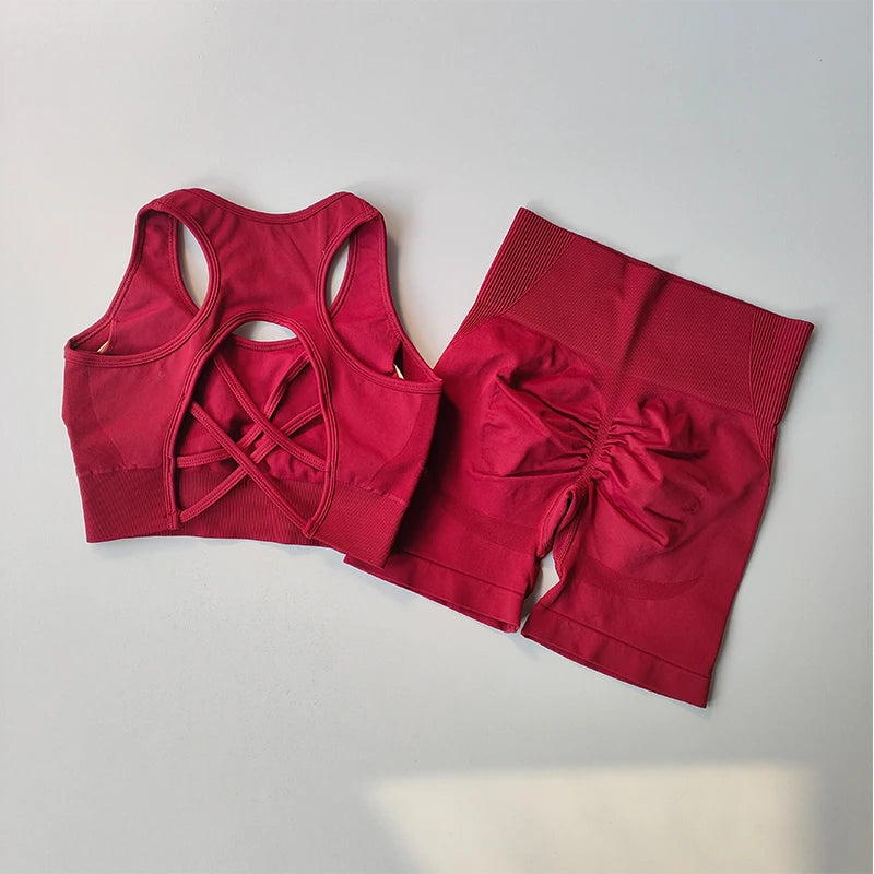 2-Piece Seamless Yoga Set — Nylon & Elastane