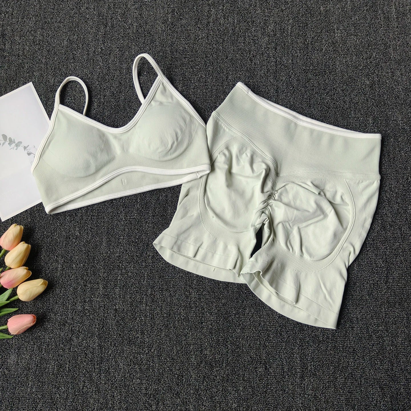 Seamless Yoga Bra & Shorts Set — Polyester