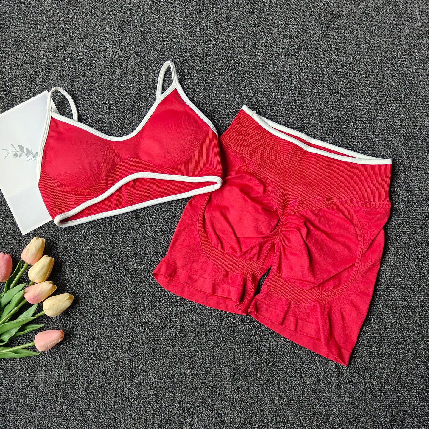 Seamless Yoga Bra & Shorts Set — Polyester