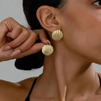 Boucles d'oreilles pendantes bohème à pompons — Étoile de mer et coquillage